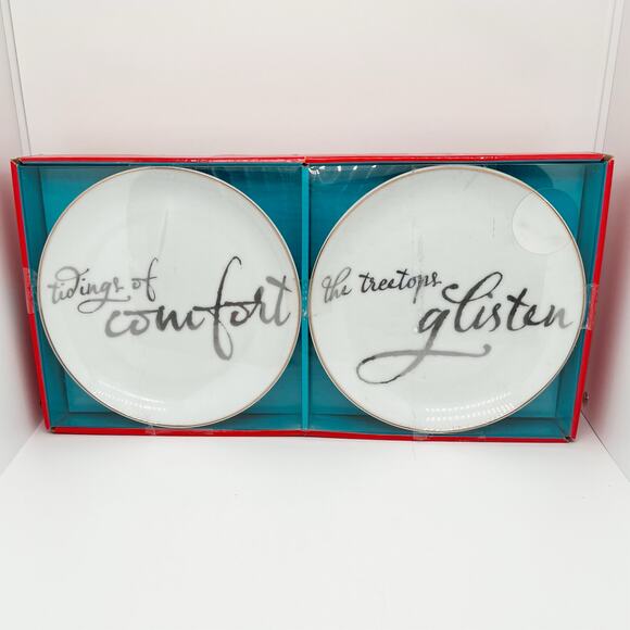 New in Box Set of 2 Christmas Dinnerware Plates White With Silver Lettering - Picture 1 of 3